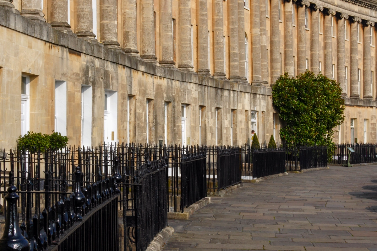 Historic Georgian architecture in Bath England showing curved terrace buildings, reflecting contrast with modern Ai in marketing trends